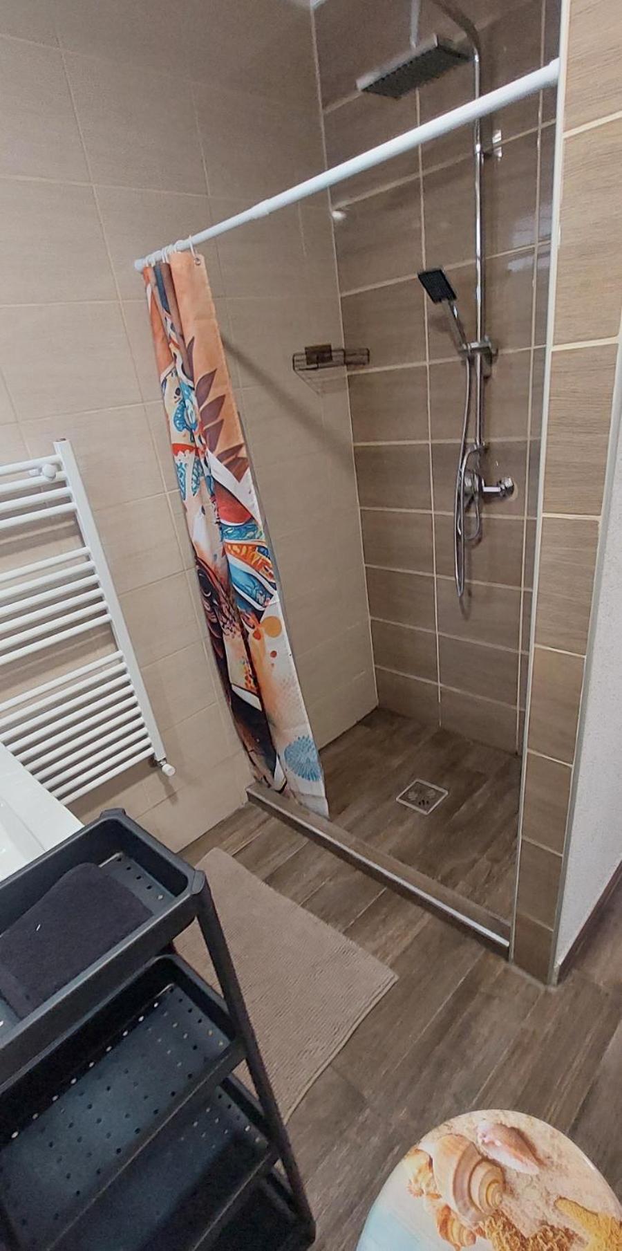 Heviz Lux Apartmanhaz Exteriör bild